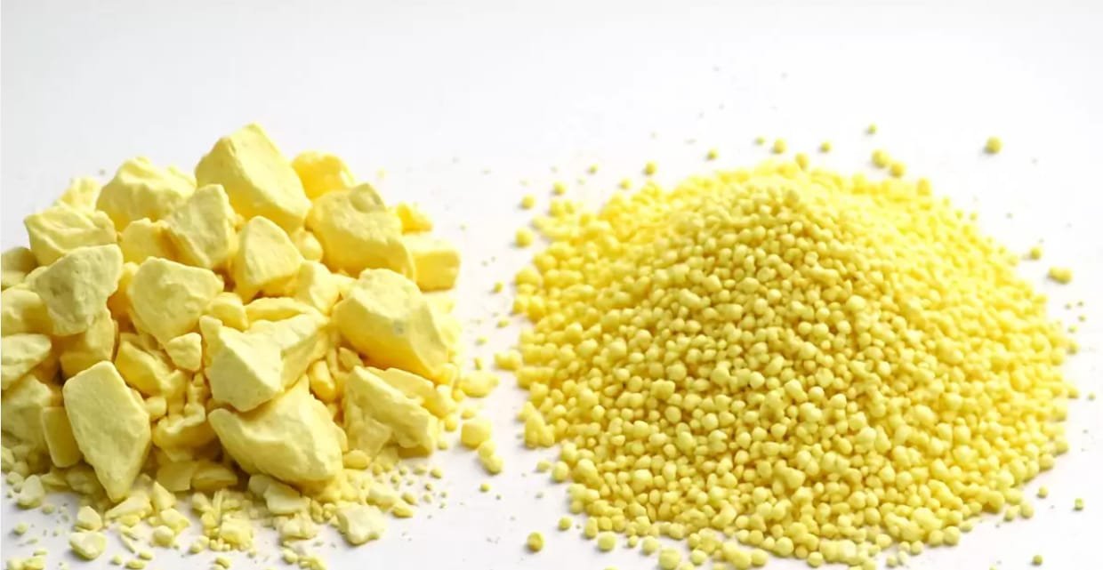 Sulphur lumps and granules